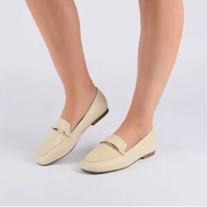 Journee Collection Wrenn Loafer